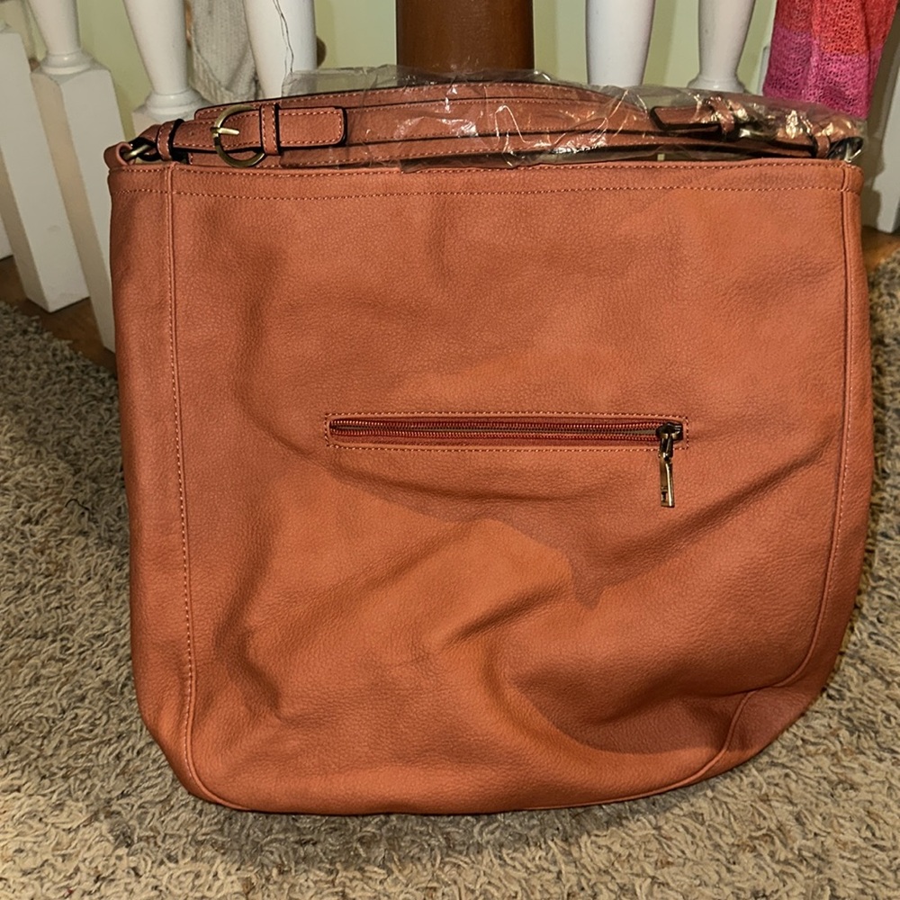 Bag - Picture 2 of 9